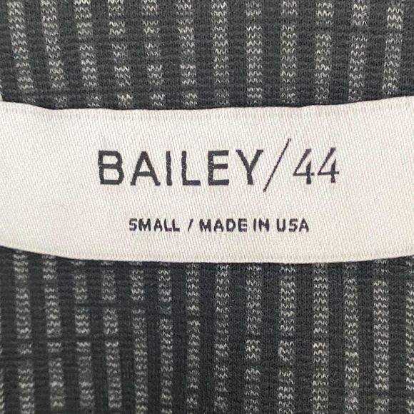 BAILEY 44 Long Black and Grey Striped Fitter Blazer, Size Small - Picture 6 of 9